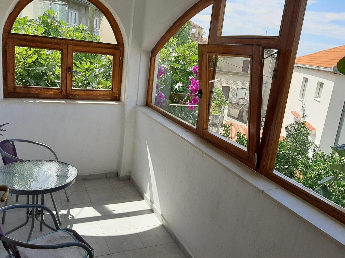 Mlakic Apartment Trogir